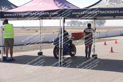 media/Nov-03-2025-Lets Ride (Mon) [[4d74c1c4d3]]/A Group/Grid/